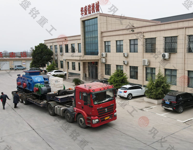 時產200噸對輥液壓制砂機，處理鵝卵石、石灰石的出砂效果怎么樣呢？